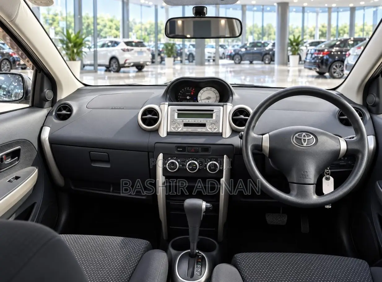 Toyota IST 2005 Gray