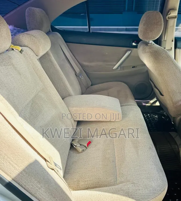 Toyota Premio 2004 Silver