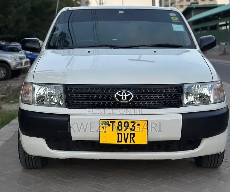 Toyota Probox 2007 White