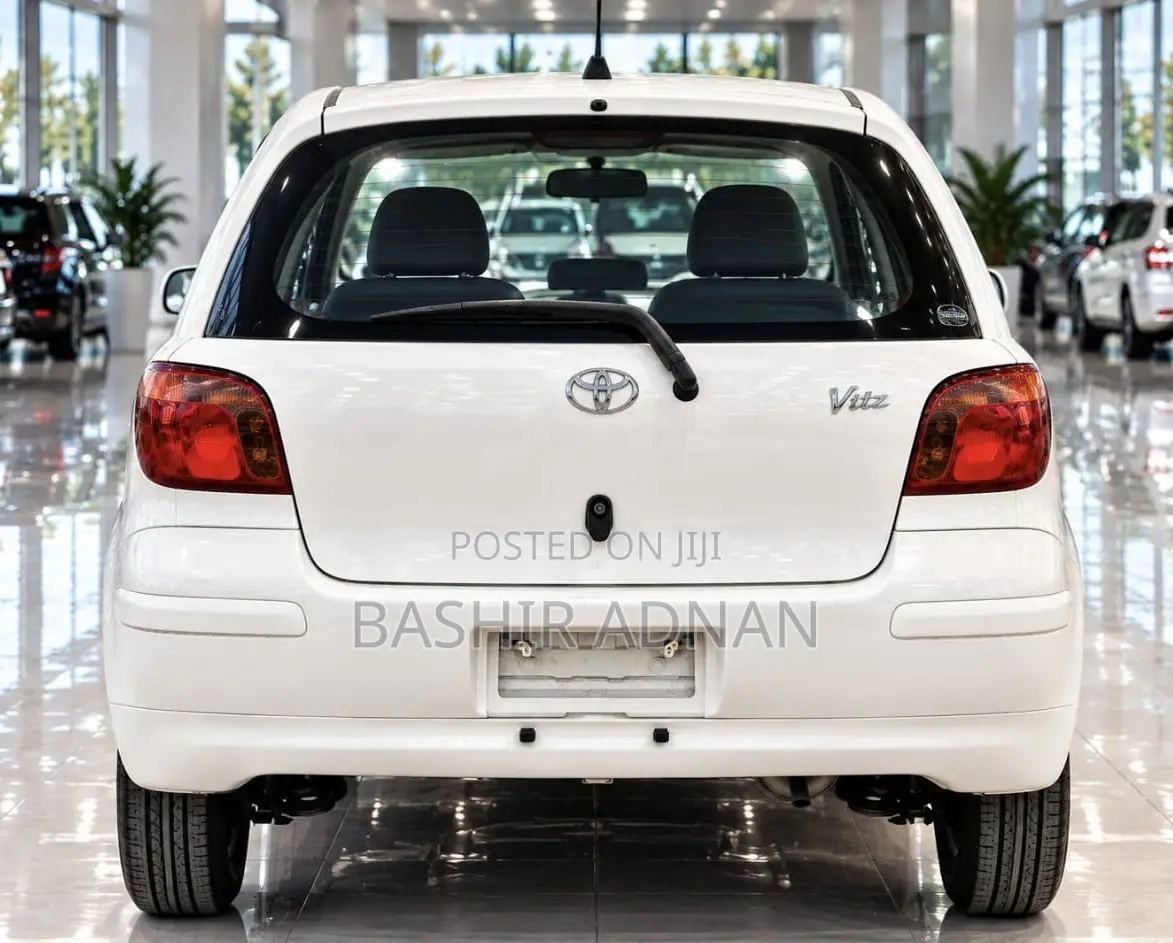 Toyota Vitz 1.3 FWD 3dr 2003 White