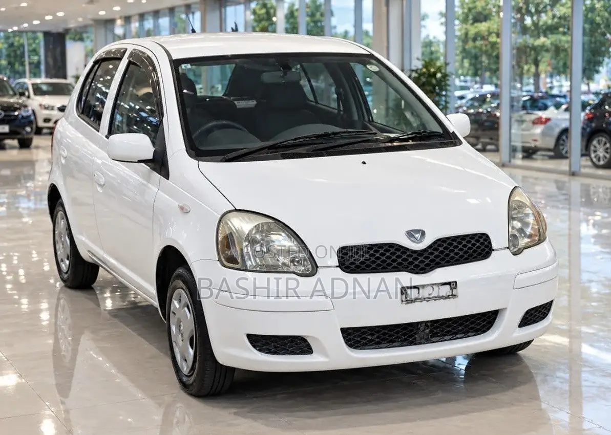 Toyota Vitz 1.3 FWD 3dr 2003 White
