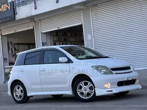 Toyota IST 2006 White