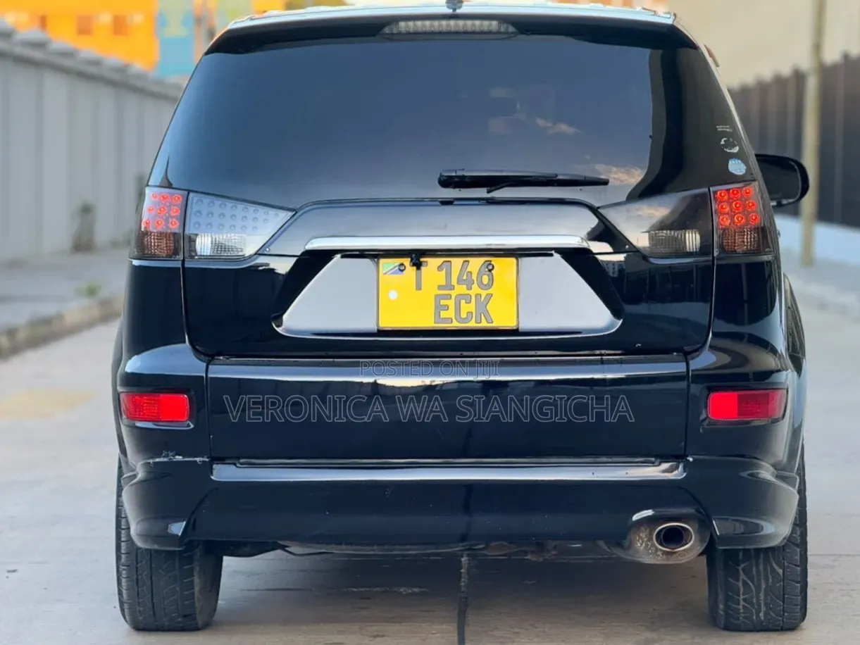 Mitsubishi Outlander 2010
