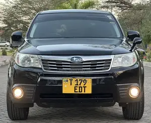 Subaru Forester 2010 Black