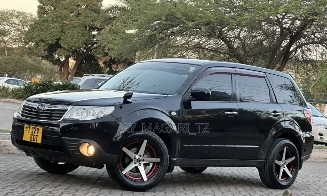 Subaru Forester 2010 Black