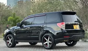 Subaru Forester 2010 Black