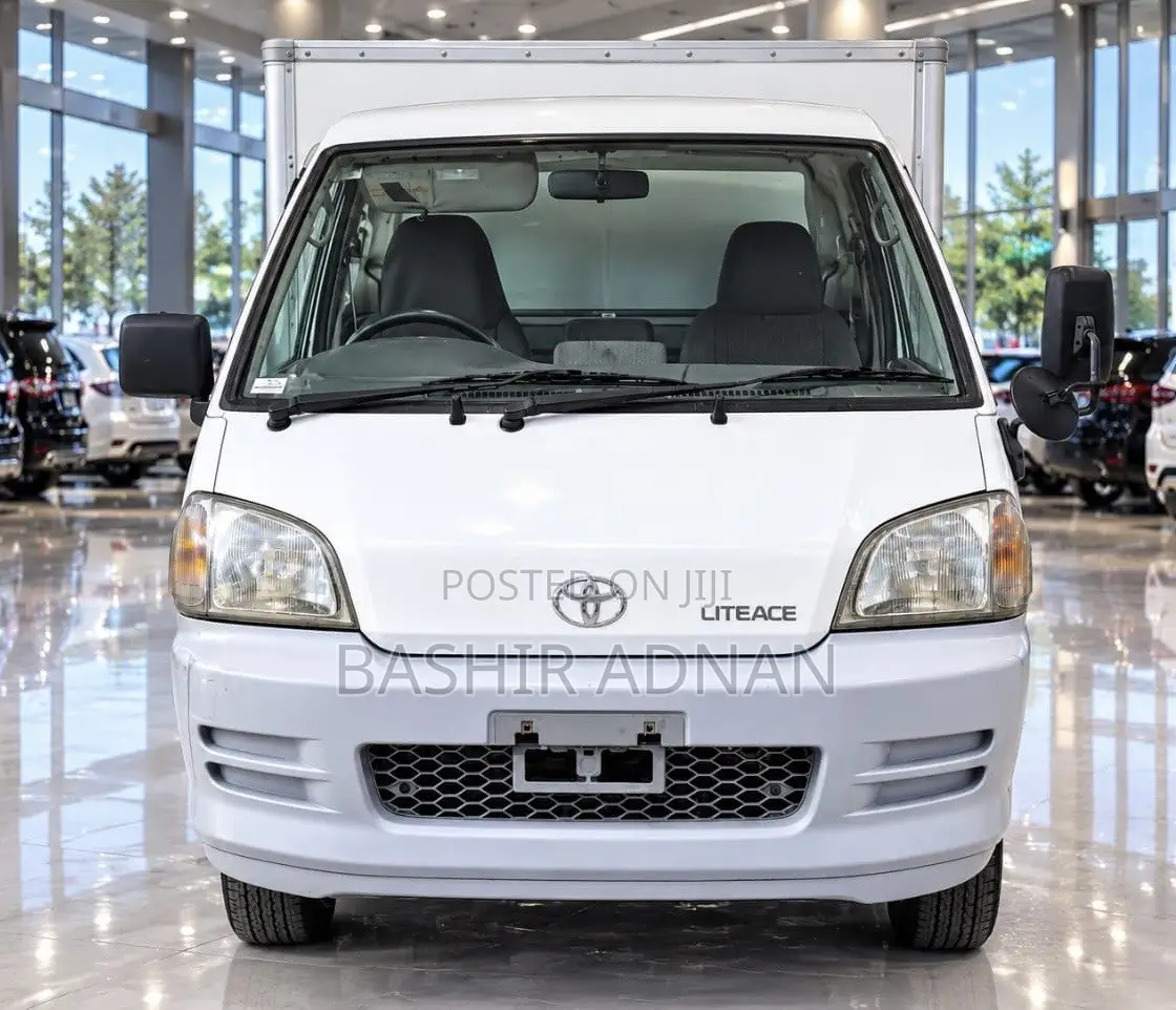 Toyota Townace Refrigerator (Mpya) Unregistered 900 Kg.