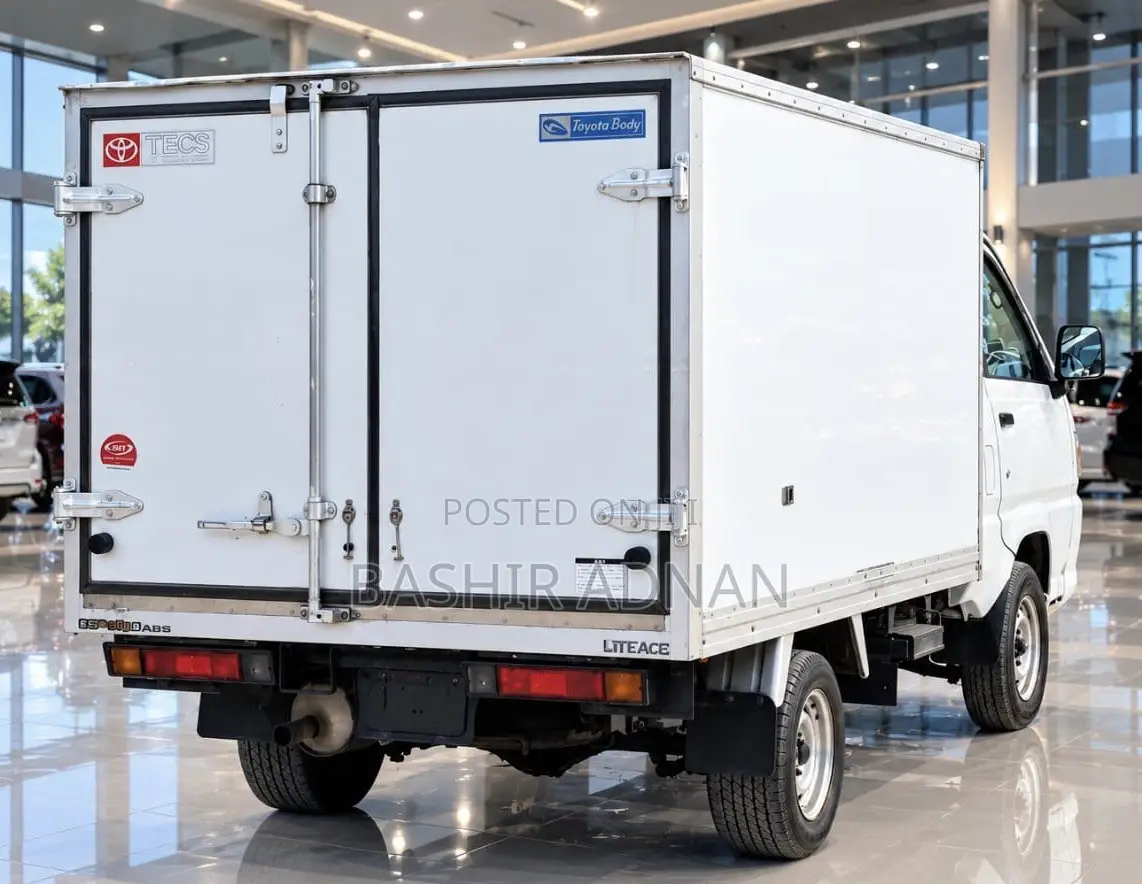 Toyota Townace Refrigerator (Mpya) Unregistered 900 Kg.