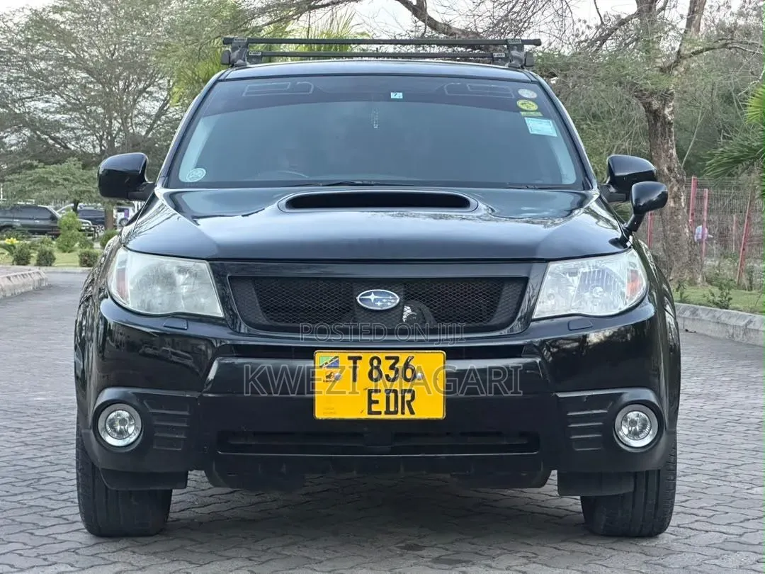 Subaru Forester 2010 Black