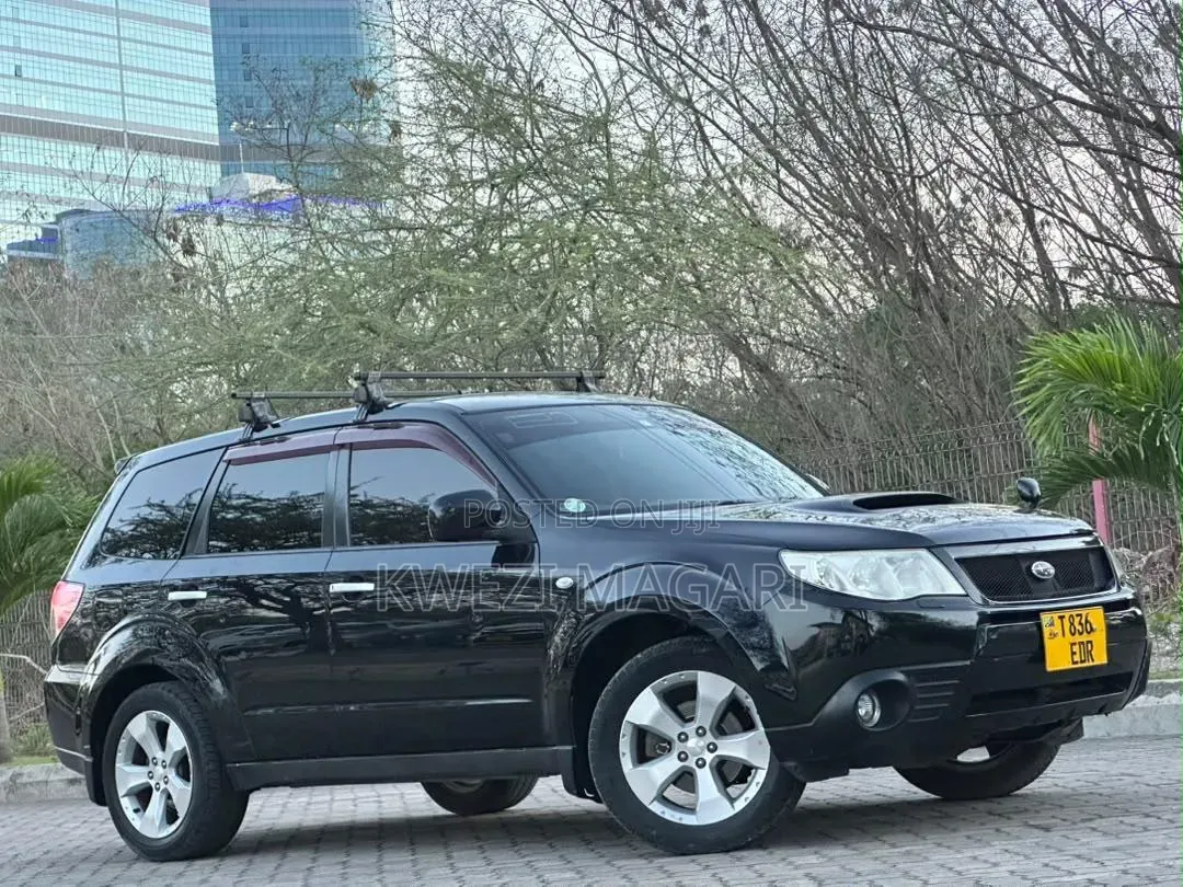 Subaru Forester 2010 Black