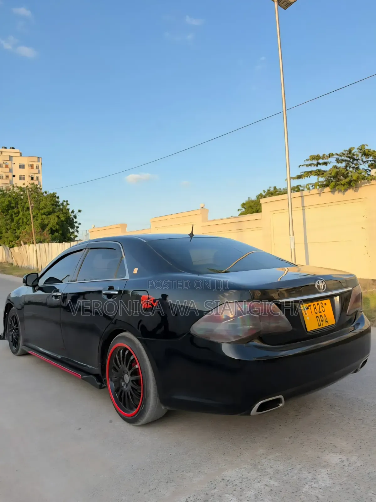 Toyota Crown 2010