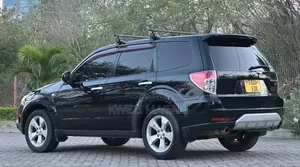 Subaru Forester 2010 Black