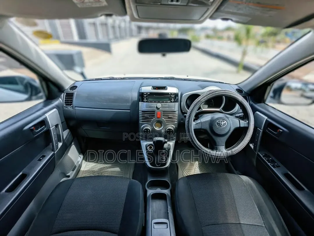 Toyota Rush 1.5 AWD 2009 White