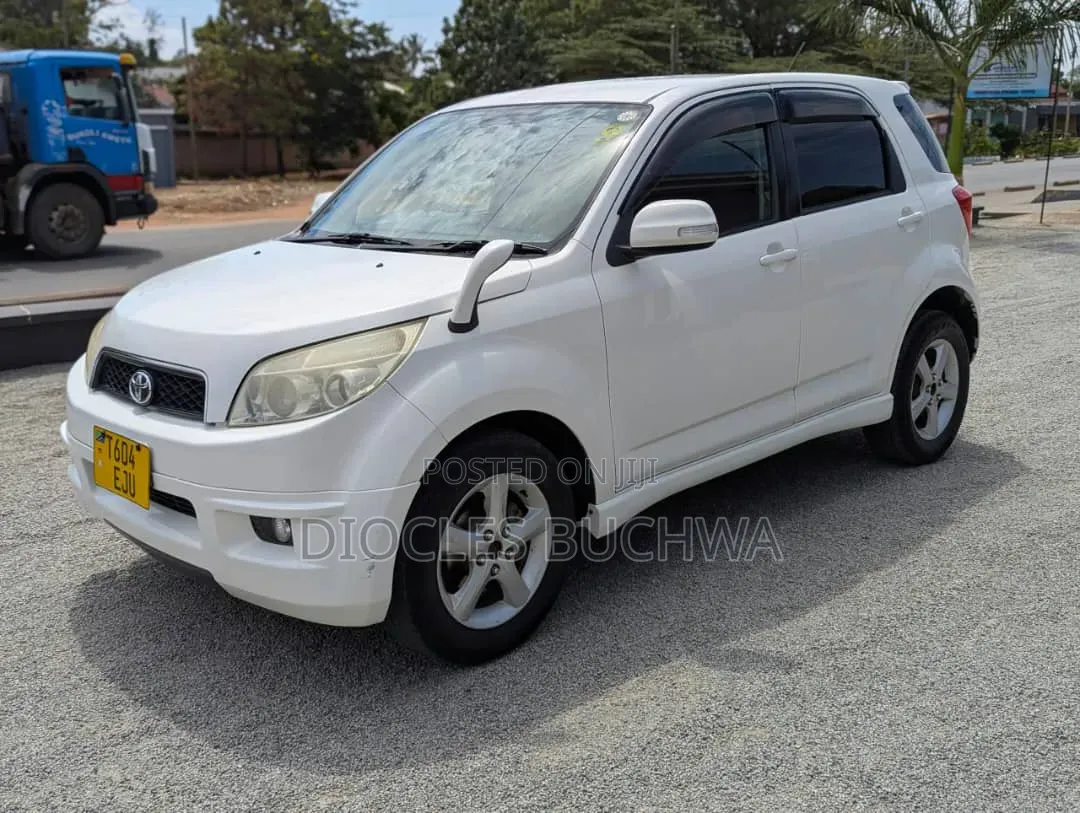 Toyota Rush 1.5 AWD 2009 White