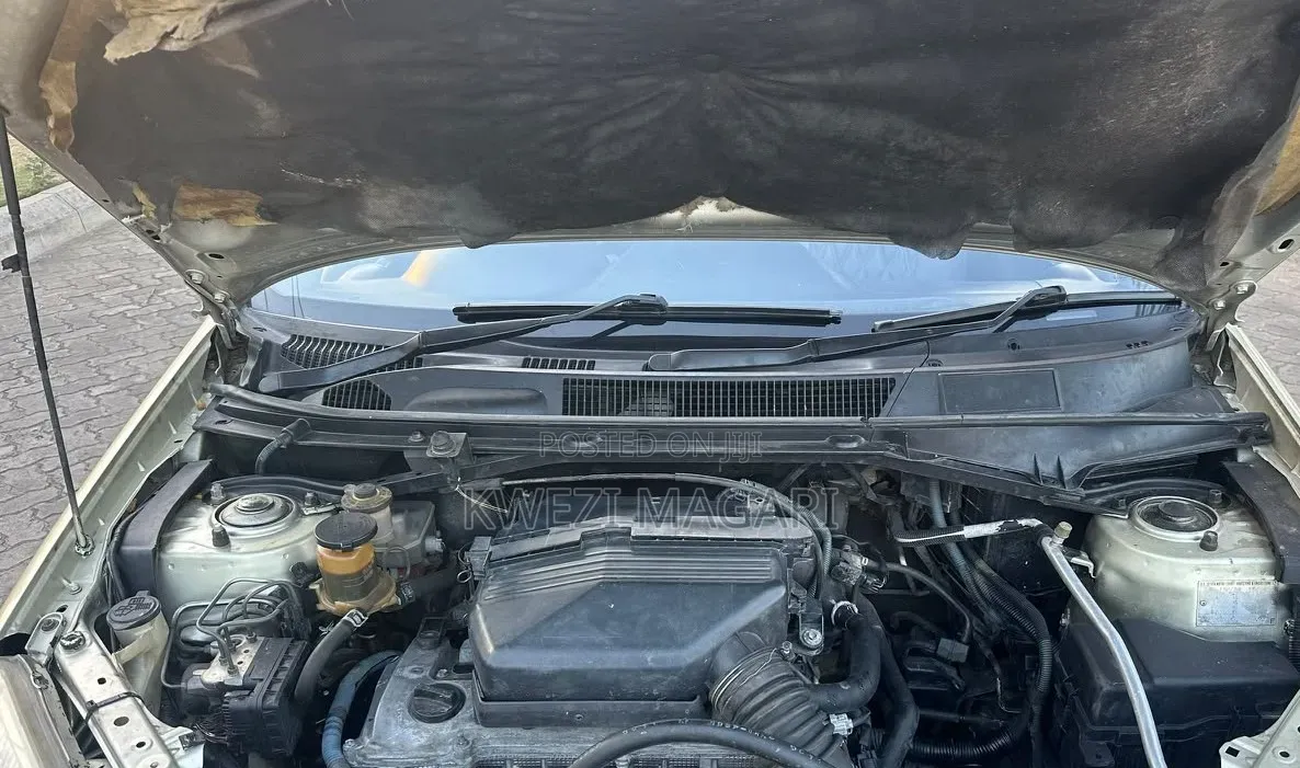 Toyota RAV4 2006 Gold