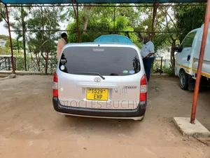 Toyota Succeed 2012 Silver
