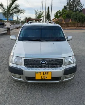 Toyota Succeed 2006 Silver
