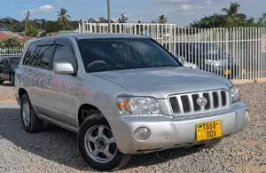 Toyota Kluger 2003 Silver