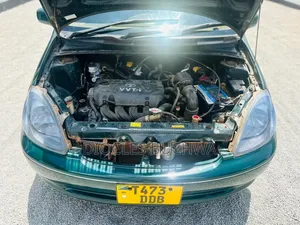 Toyota Vitz 2005 Green