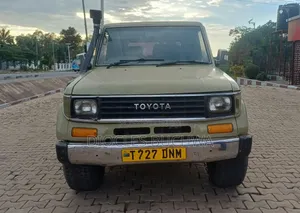 Toyota Land Cruiser Prado 1999 Brown