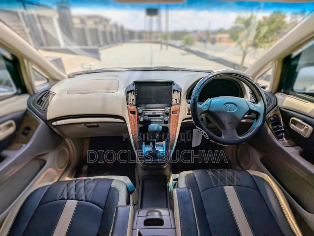 Toyota Harrier 2006 Silver