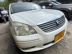 Toyota Premio 2005 White