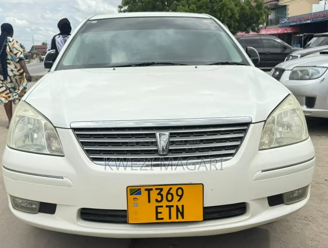 Toyota Premio 2005 White