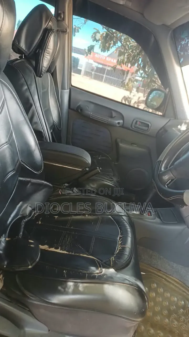 Toyota RAV4 1999 Green