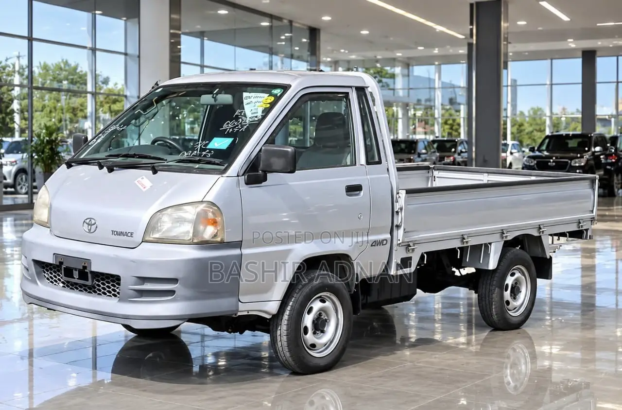 Toyota Townace Pickup 4wd Unregistered(mpya) Manual 850kg on Sale.