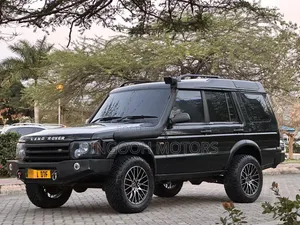 Land Rover Discovery Base AWD 1995 Black