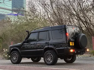 Land Rover Discovery Base AWD 1995 Black