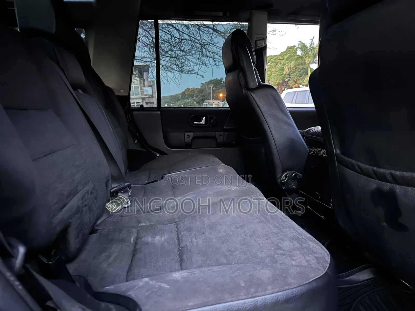 Land Rover Discovery Base AWD 1995 Black