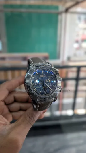 Omega Speedmaster Dark Side of the Moon "Vintage Black"
