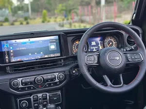 Jeep Wrangler 2024 Green