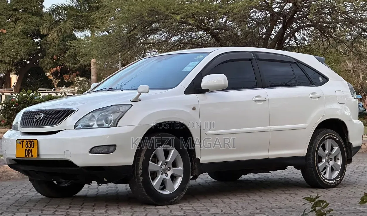Toyota Harrier 2006 White