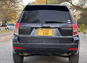 Subaru Forester 2012 Gray