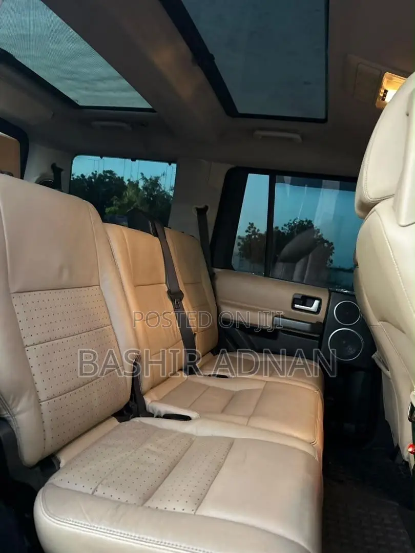 Land Rover Discovery 2004 Black