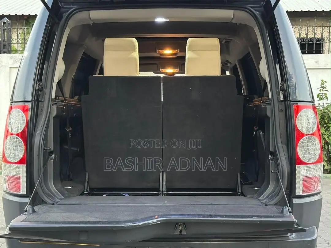 Land Rover Discovery 2004 Black