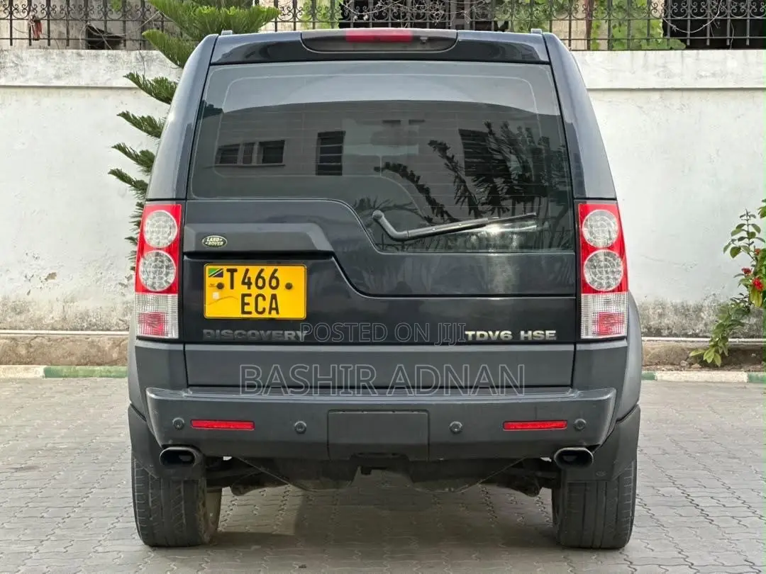 Land Rover Discovery 2004 Black