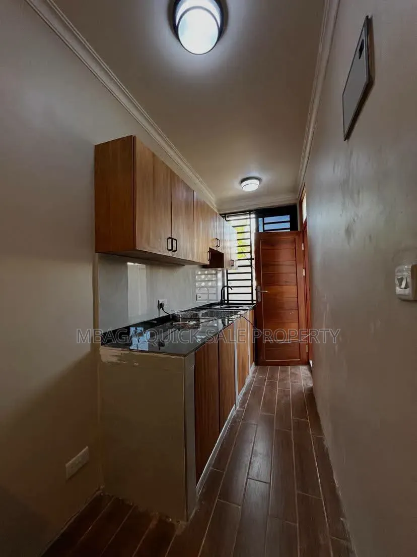 2bdrm Apartment in Mikocheni for rent