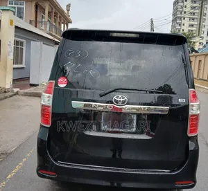 Toyota Noah 2008 Black