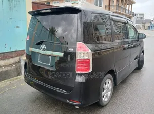 Toyota Noah 2008 Black