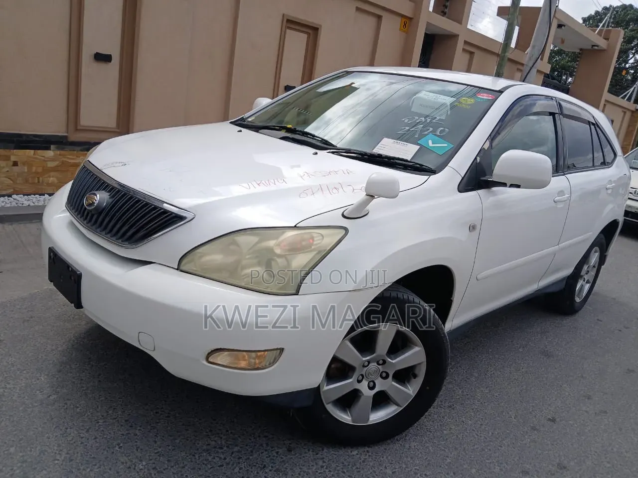 Toyota Harrier 2003 White