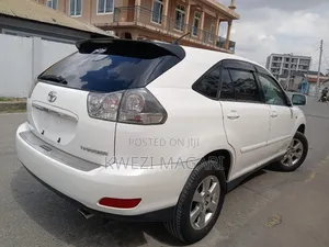 Toyota Harrier 2003 White