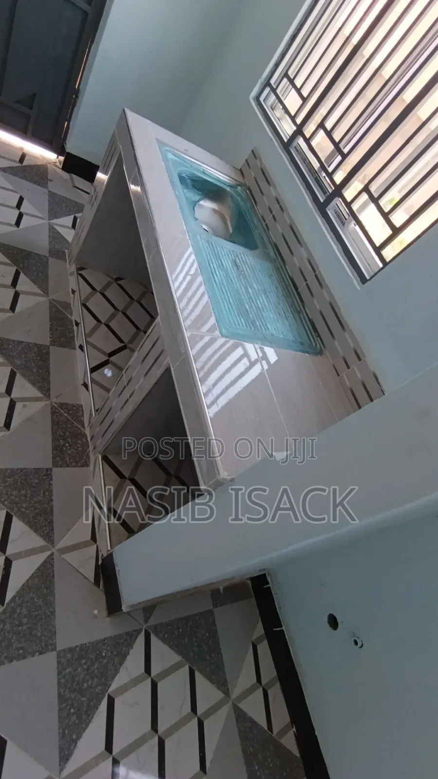 Furnished 3bdrm House in Kishiri for sale
