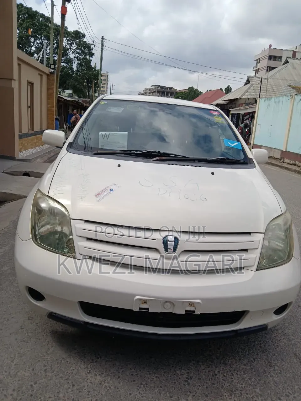 Toyota IST 2004 White