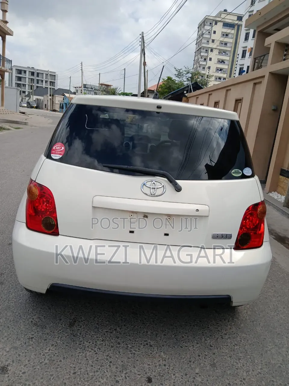 Toyota IST 2004 White