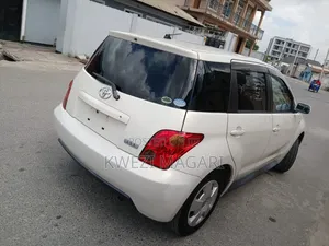 Toyota IST 2004 White