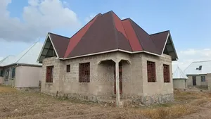 3bdrm House in Usagara for sale