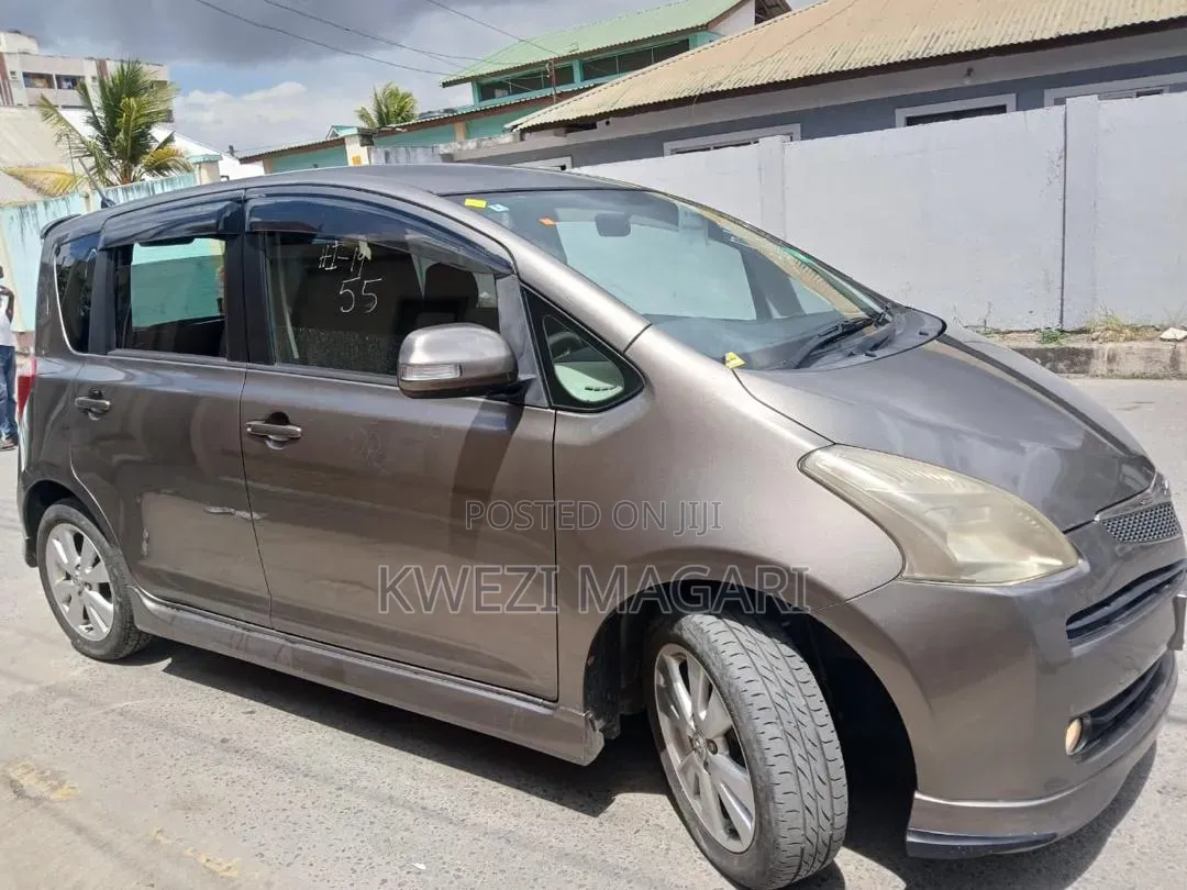 Toyota Ractis 2007 Gray
